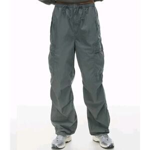 Aritzia TNA Cargo Pants Gray Women XS Squad Pocket Parachute Utility Tie Ankle